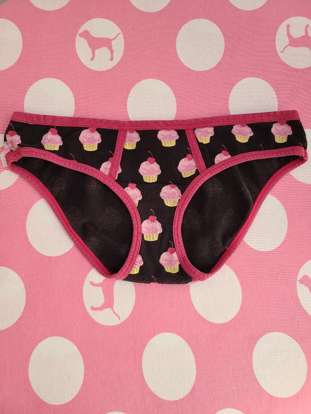Rare VTG VS PINK Extra Low Rise Graphic Cotton Boy Brief Panty Size Sm Cupcakes